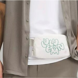 NWT Crème lululemon athletica Embroidered Belt Bag